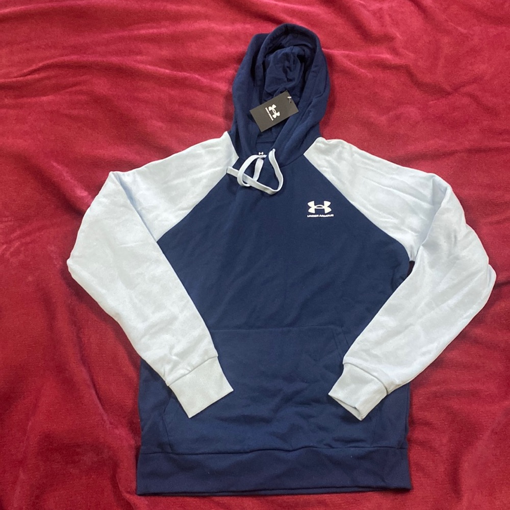 Men’s under armour hoodie